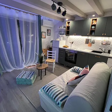 Le Soleil Bleu Hotel *